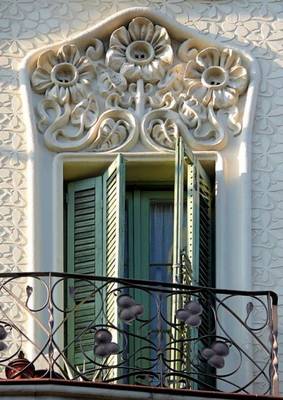 Facade decoration in Art Nouveau style