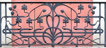 Art Nouveau Wrought Iron Railing: An Elegant Element of Facade Decoration