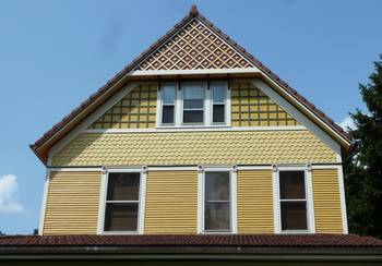 Example of yellow facade