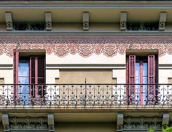 Example of facade design with fretwork