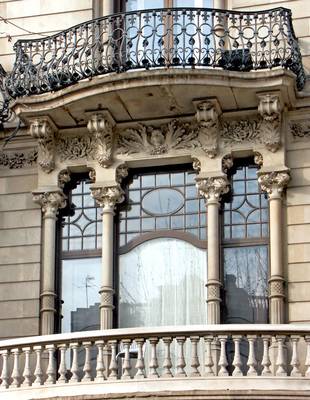 Facade decoration in Empire style