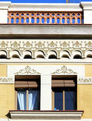 Facade decoration with patterns