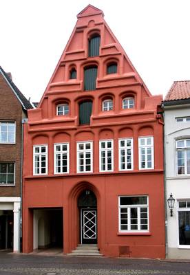 Details of orange house