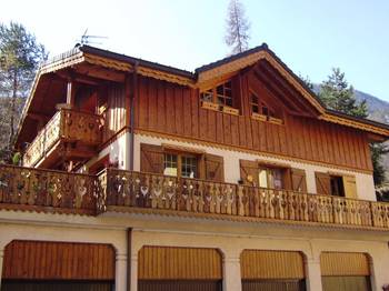 Example of house in Chalet style