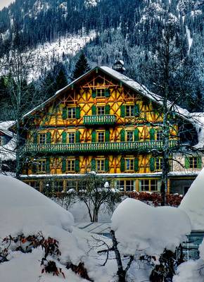 Facade decoration in Chalet style