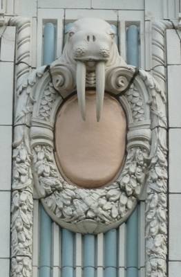 Facade decoration in Empire style