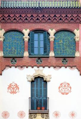 Example of patterns on country house
