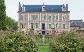 Example of house in Château style