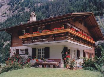 Example of house in Chalet style