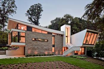 House in contemporary style