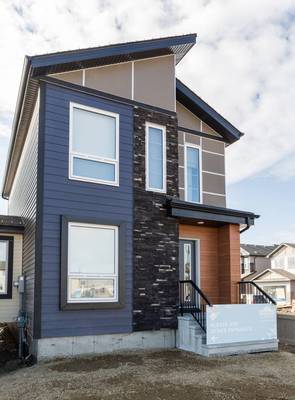 Cladding of siding facade