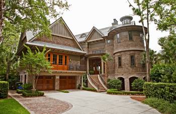 Country house photo with arcs