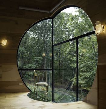 Cladding of glass country house