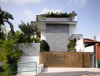 Example of facade design with plants
