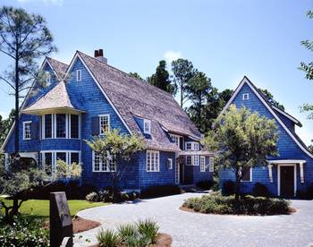 Facade in Craftsman style