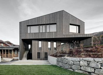 House with grey parts