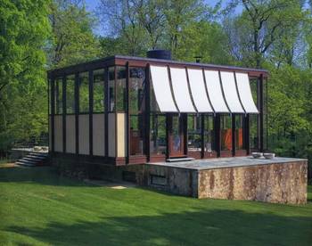Photo of glass house