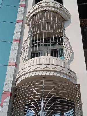 Example of facade design with forging