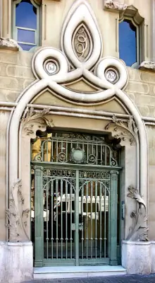 Elegant Art Nouveau Facade with Decorative Portal and Organic Sculptural Elements