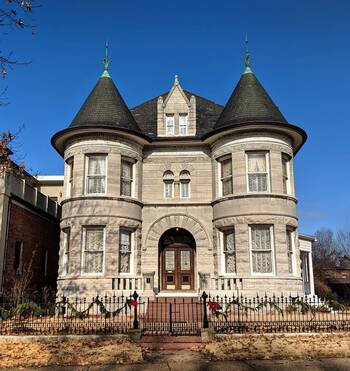 Facade decoration in Gothic style