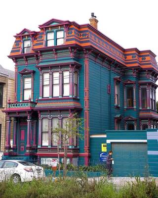 Details of dark blue house