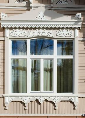 Option of windows on country house