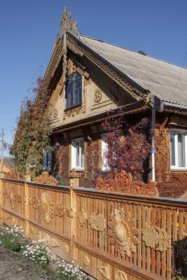 Facade decoration in Russian Mansion style