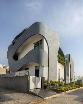 House with grey parts