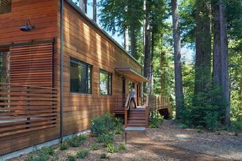 Cladding of wood planks facade