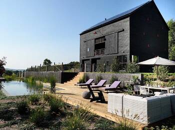 Cladding of brutal house