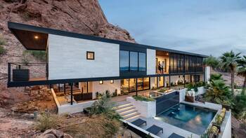 House finish in Oriental style