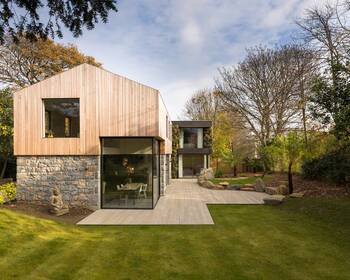 Example of house in barnhouse style