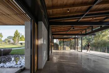 House in prairie school style