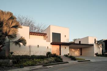 House finish in Chalet style