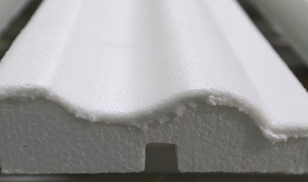 Acrylic coating of the decor on fine marble flour