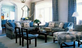 Classic Blue Symphony: Elegant Living Room Interior in Traditional Style