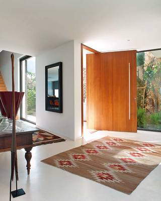 Hallway design in house in ethnic style.