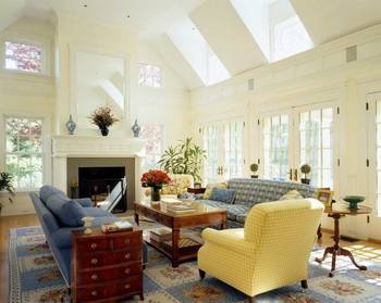 Bright Living Room with Skylights: Classical Interior with Modern Comfort
