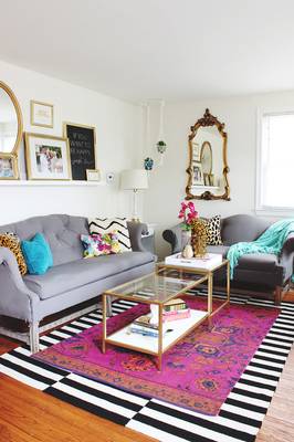 Eclectic Living Room with Contrasting Textures and Vintage Accents