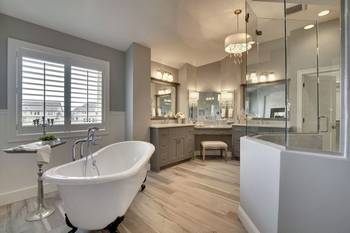Elegant gray bathroom: blending classic and contemporary design