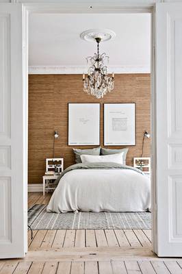Scandinavian Elegance: Bedroom with Natural Textures and Classic Accents
