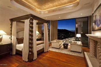 Luxurious bedroom with panoramic view: a blend of traditional elegance and modern comfort