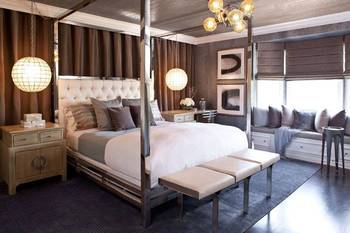 Elegant Bedroom with Four-Poster Bed in Neutral Tones