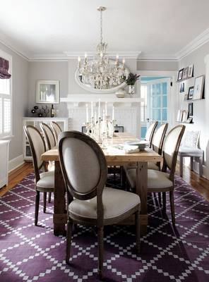 Elegant Dining Room with Classic Elements and Contemporary Accents