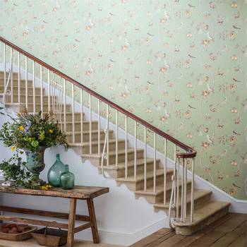 Stairs example in cottage in Craftsman style.