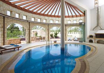 Option of pool in private house in Mediterranean style.