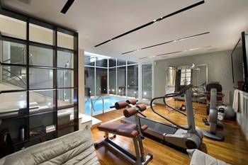 Gym example in private house in artistic style.