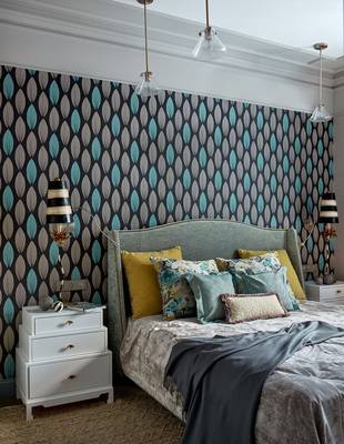 Elegant Bedroom with Geometric Wallpaper: Turquoise-Gray Accent in Contemporary Interior