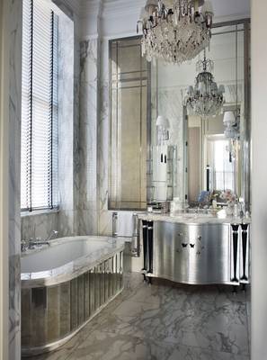 Bathroom design in house in empire style.