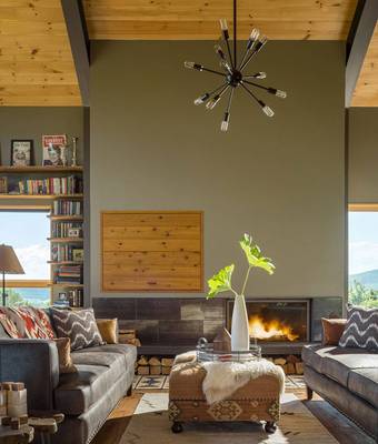 Contemporary Mountain Aesthetics: Harmony of Wood and Stone in a Spacious Living Room with Panoramic Views